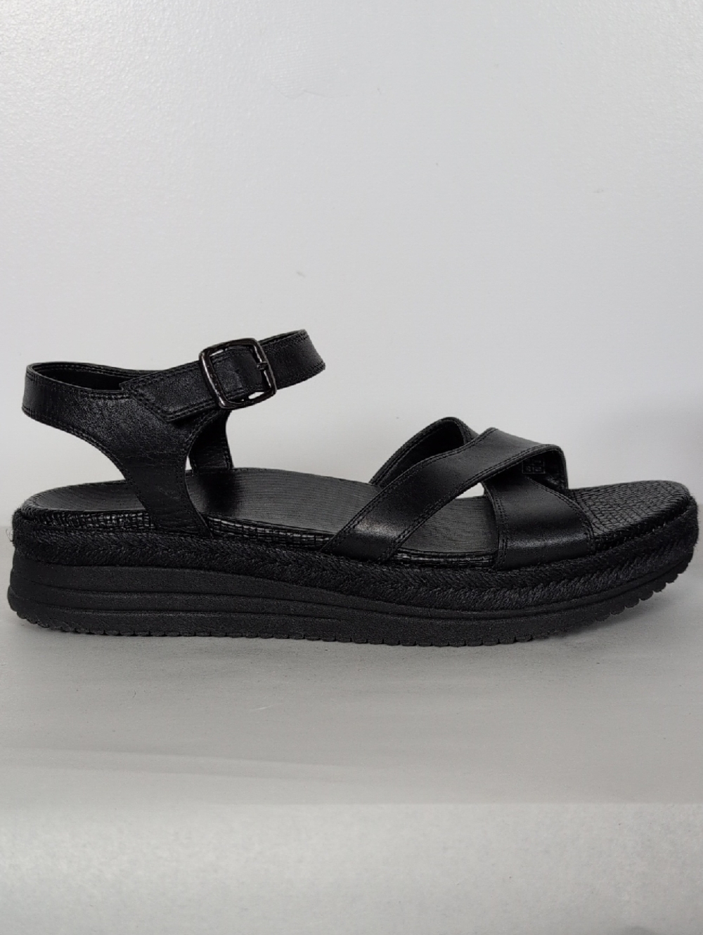 Vionic Mar Platform Sandals - Picture 4 of 12